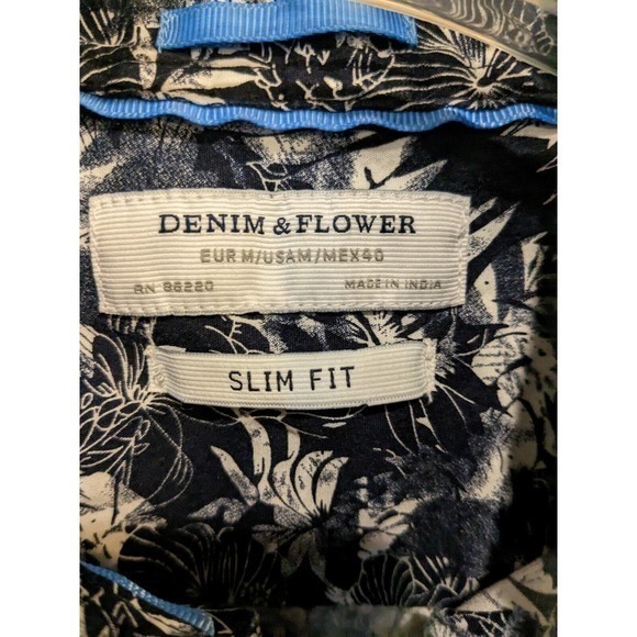 Denim & Flower Mens Button-Up Shirt black floral Short Sleeve SMALL - Picture 3 of 3